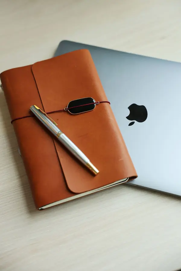 carnet-administratif-castel-assist-assistante-administrative-chateaubourg